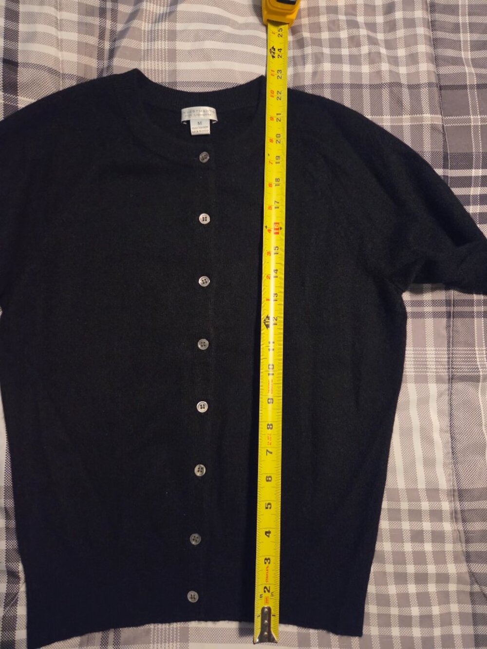 Investments 100% Cashmere Cardigan (Medium) - Picture 5 of 5